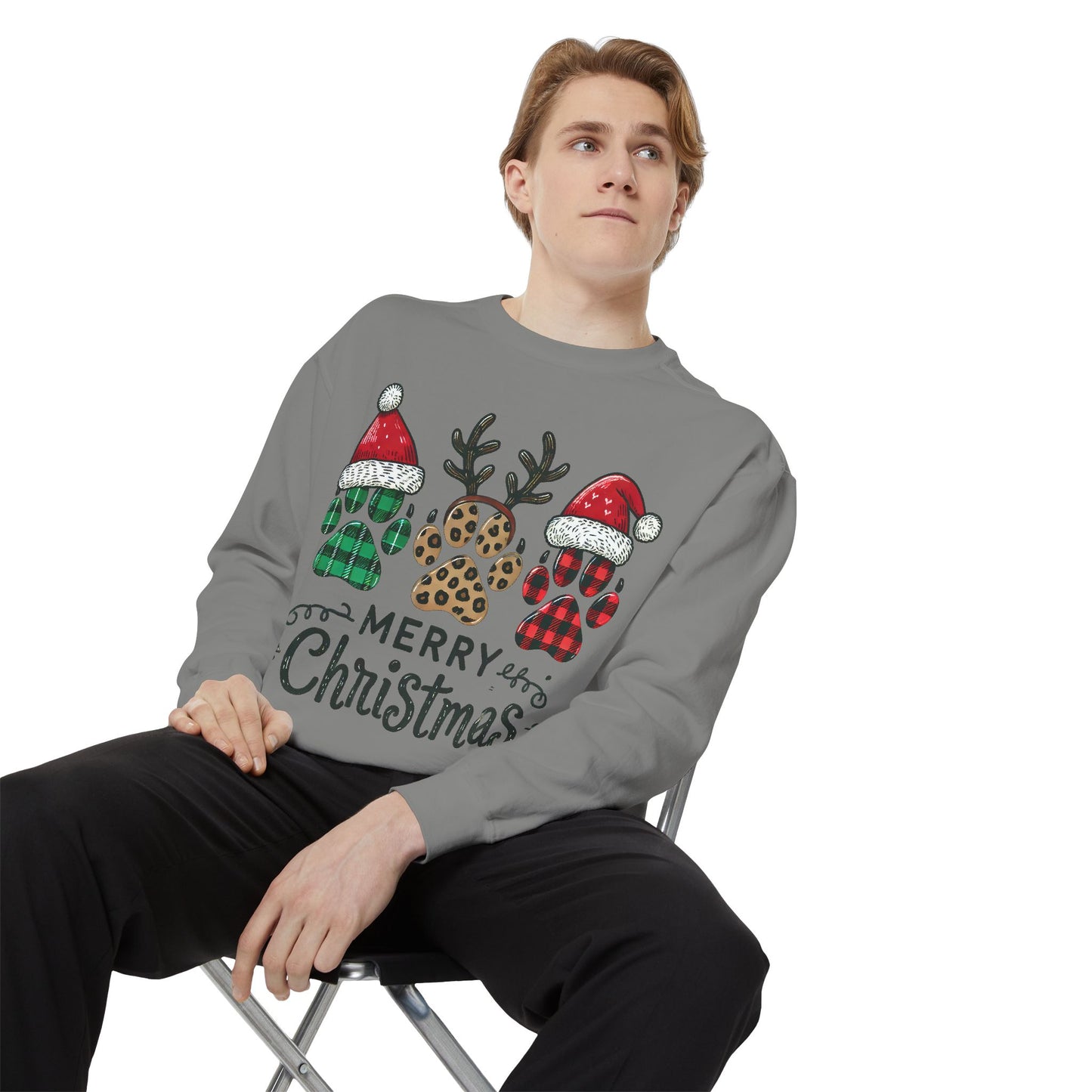 Merry Christmas & Paws: Unisex Sweatshirt for Pet Lovers