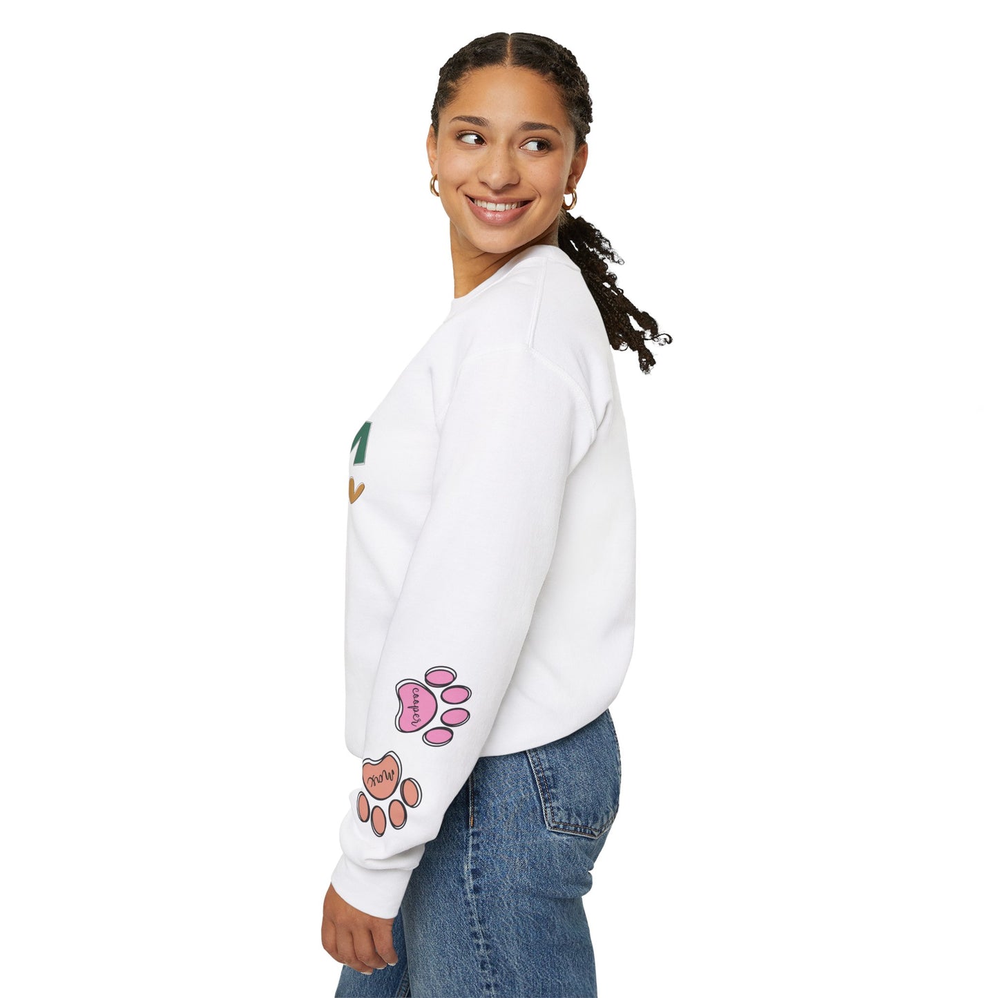 Dog Mom’s Must-Have: Customizable Crewneck Sweatshirt!